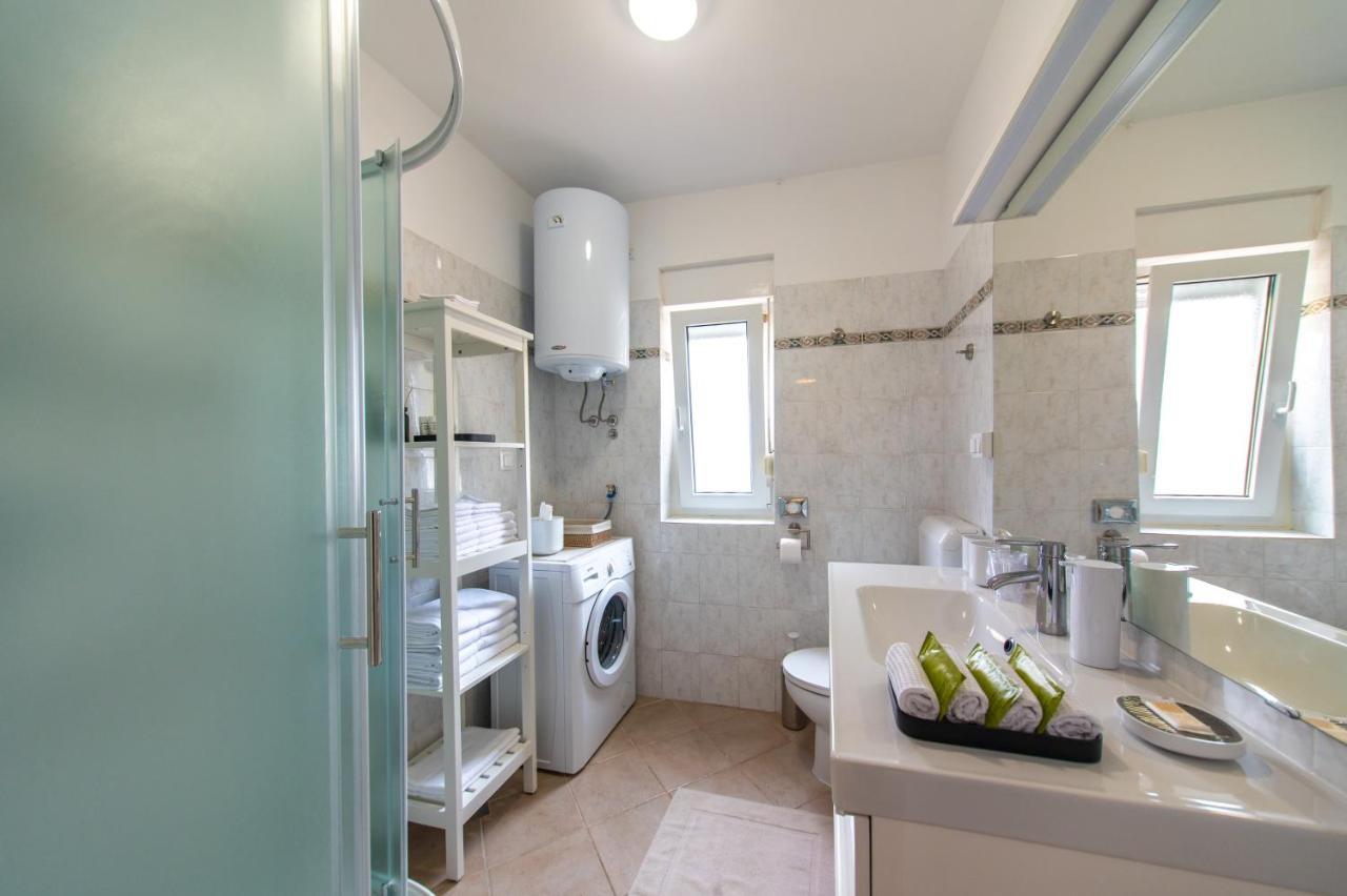 Apartment Axelle 50 Meters To The Beach بنجول المظهر الخارجي الصورة